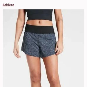 Athleta Printed Run With It Shorts 3"